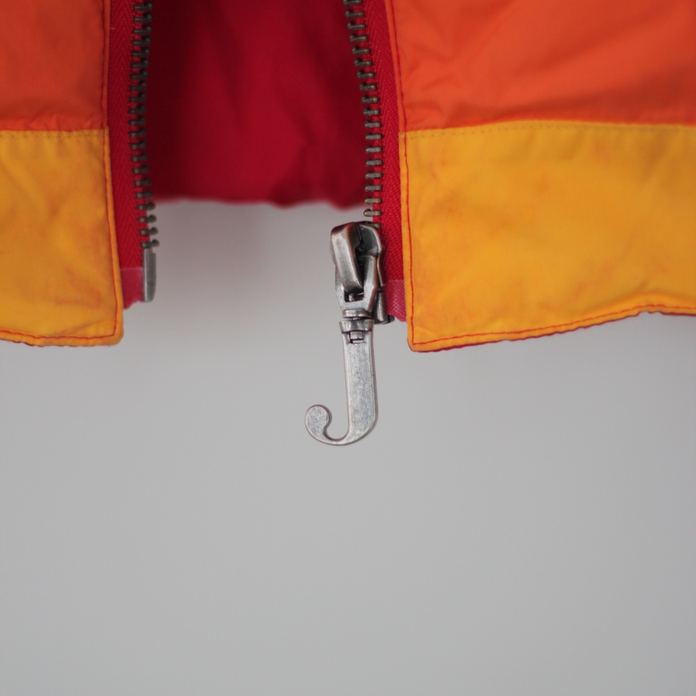 AMAZING and RARE 2000s Does 70s Juicy Couture Puffer Vest With Detachable Collar - Picture 4 of 7